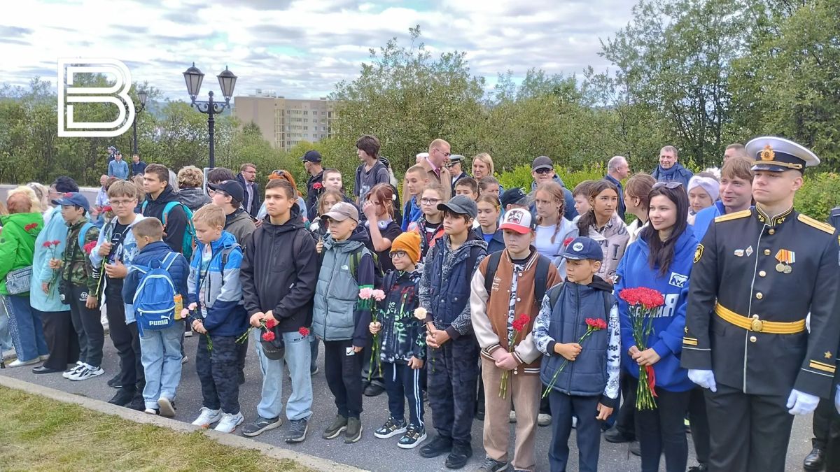 В Мурманске и Видяеве проходят памятные мероприятия В Мурманске и Видяеве проходят памятные мероприятия
