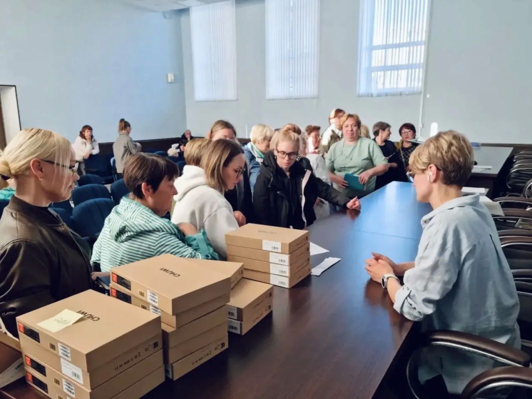 В Мурманской области проходит обучение участников проекта «ИнформУИК» В Мурманской области проходит обучение участников проекта «ИнформУИК»
