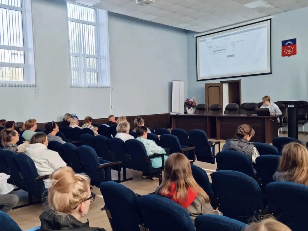 В Мурманской области проходит обучение участников проекта «ИнформУИК» В Мурманской области проходит обучение участников проекта «ИнформУИК»
