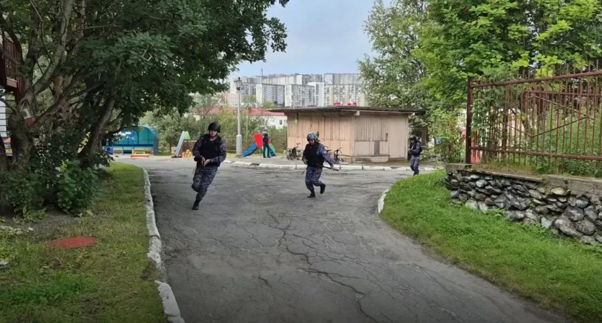 Образовательные организации Мурманской области присоединились ко всероссийским учениям по отработке действий при возникновении угроз террористического характера Образовательные организации Мурманской области присоединились ко всероссийским учениям по отработке действий при возникновении угроз террористического характера