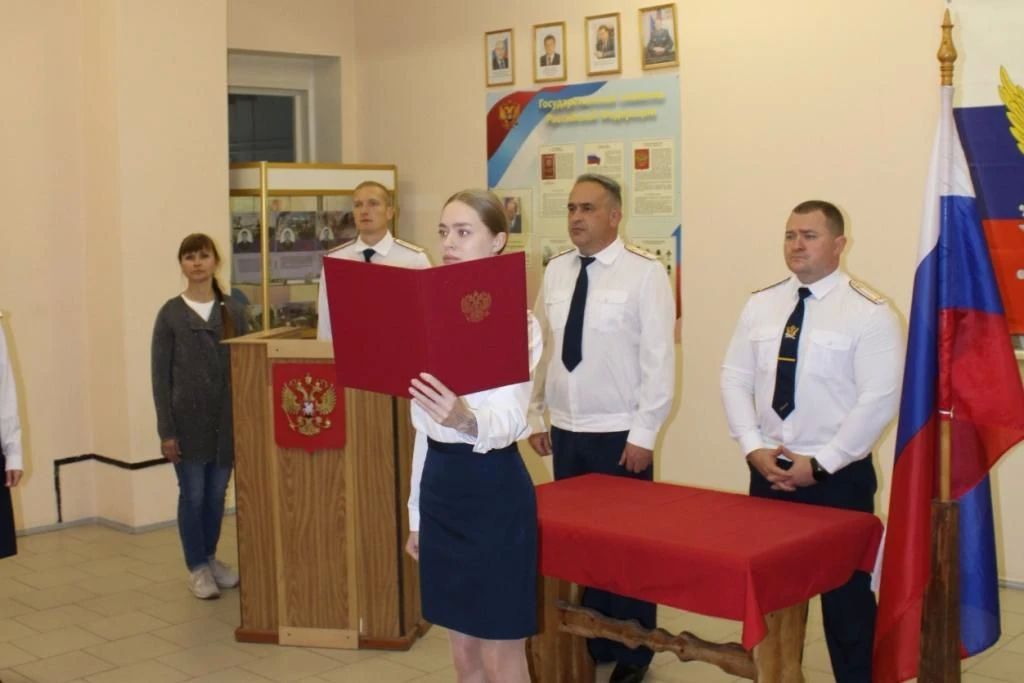 В учреждениях УФСИН России по Мурманской области состоялось торжественное принятие присяги новыми сотрудниками В учреждениях УФСИН России по Мурманской области состоялось торжественное принятие присяги новыми сотрудниками