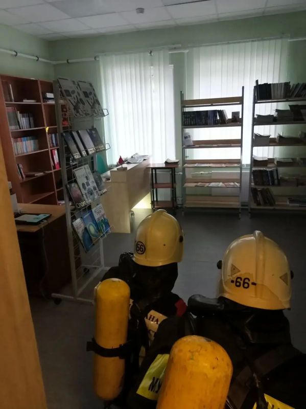В Кандалакшском филиале ГПС Управления продолжаются тренировки у личного состава В Кандалакшском филиале ГПС Управления продолжаются тренировки у личного состава