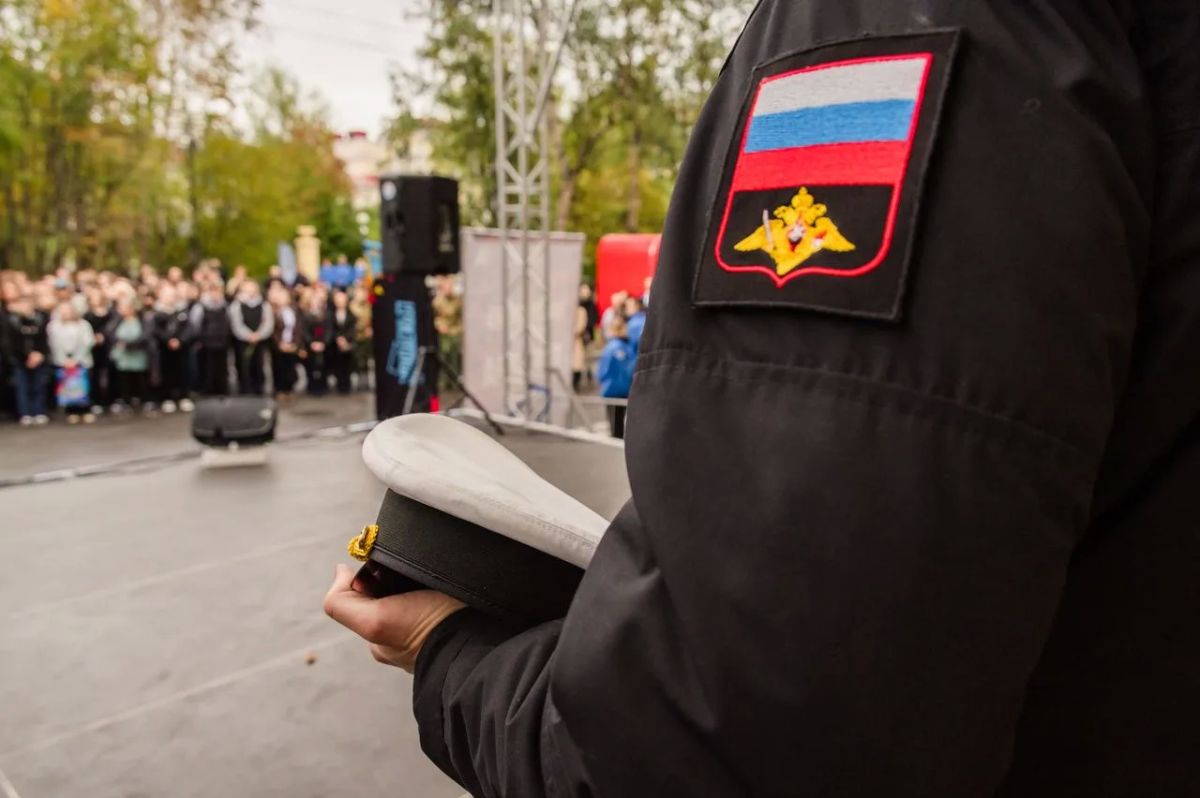 Сегодня на главной сцене улицы Воровского прошла акция «Мы против терроризма», приуроченная ко Дню солидарности в борьбе с терроризмом и годовщине штурма школы № 1 в Беслане в 2004 г. Участники мероприятия почтили память... Сегодня на главной сцене улицы Воровского прошла акция «Мы против терроризма», приуроченная ко Дню солидарности в борьбе с терроризмом и годовщине штурма школы № 1 в Беслане в 2004 г. Участники мероприятия почтили память...