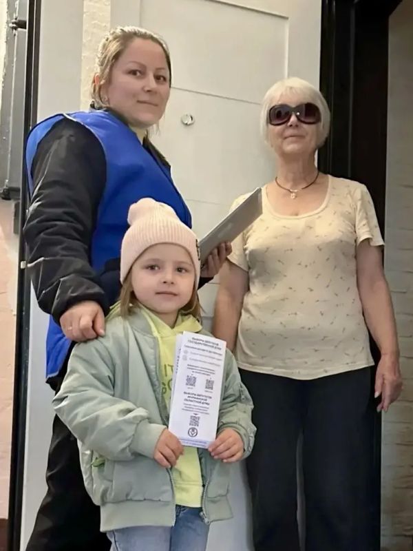 Помните нашу Нину – помощницу на проекте ИнформУИК на выборах Президента России в 2024 году? Помните нашу Нину – помощницу на проекте ИнформУИК на выборах Президента России в 2024 году?