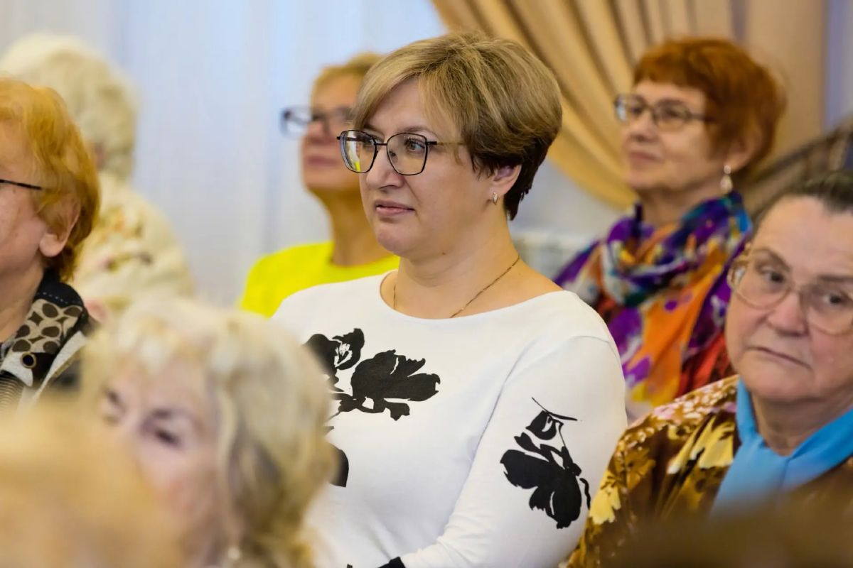 В Мурманске открылась первая в регионе вечерняя музыкальная школа для северян старшего поколения В Мурманске открылась первая в регионе вечерняя музыкальная школа для северян старшего поколения