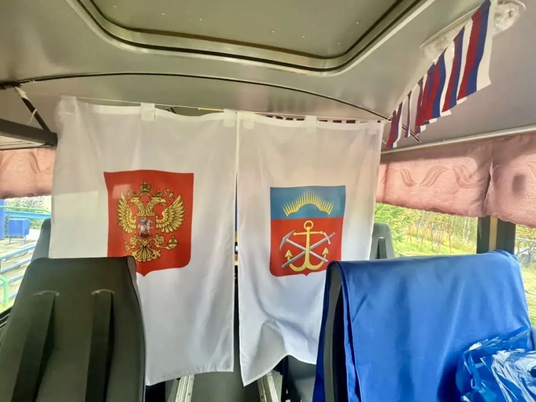 Романтика рельсов и надежность дороги: как голосовали на мотовозе в Кольском округе Романтика рельсов и надежность дороги: как голосовали на мотовозе в Кольском округе