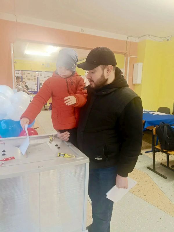В Мурманской области, как и по всей стране, уверенную победу в выборах обоих уровней одержала партия «Единая Россия» В Мурманской области, как и по всей стране, уверенную победу в выборах обоих уровней одержала партия «Единая Россия»