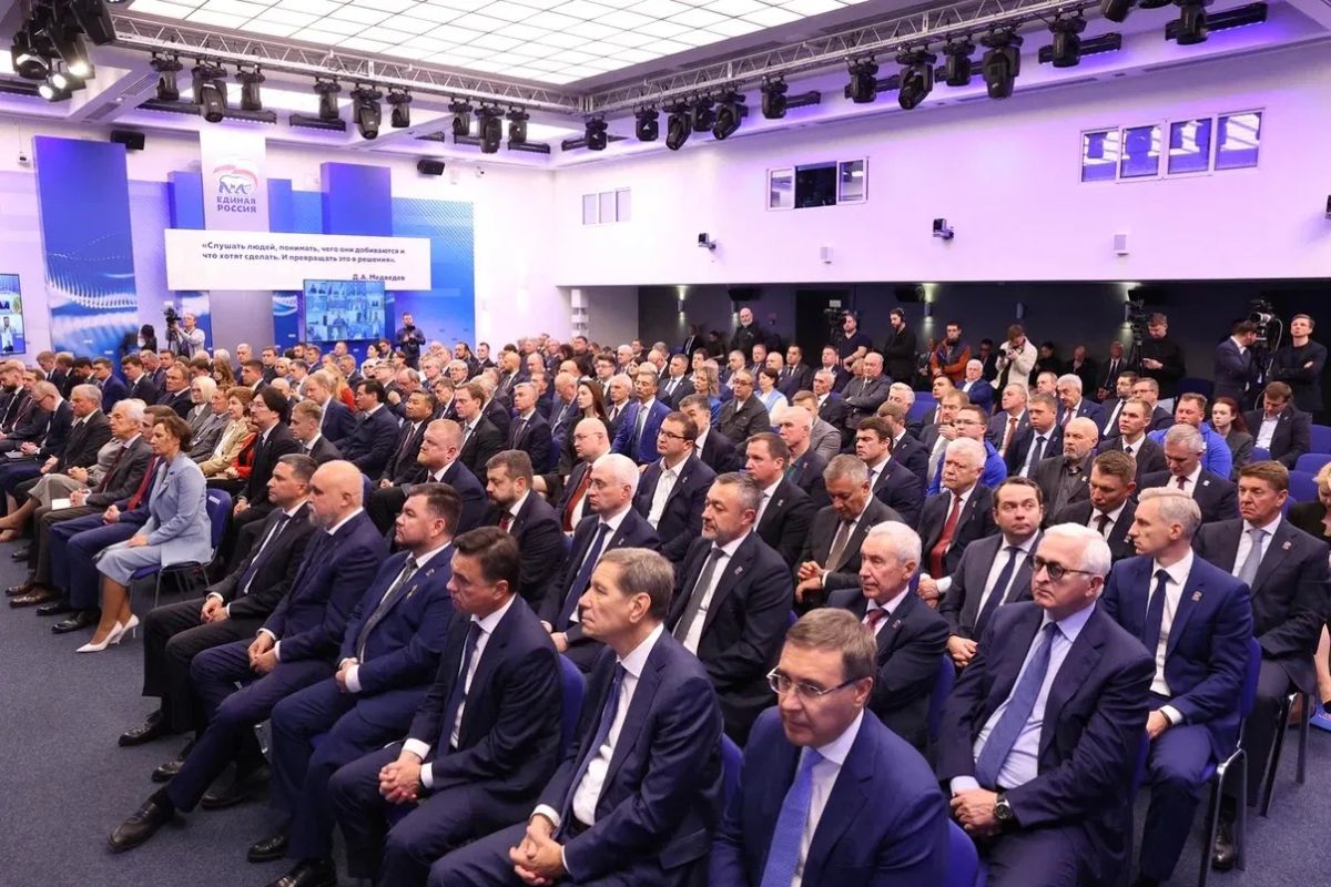 Андрей Чибис: Есть темы, которые не заканчиваются одной встречей или совещанием Андрей Чибис: Есть темы, которые не заканчиваются одной встречей или совещанием