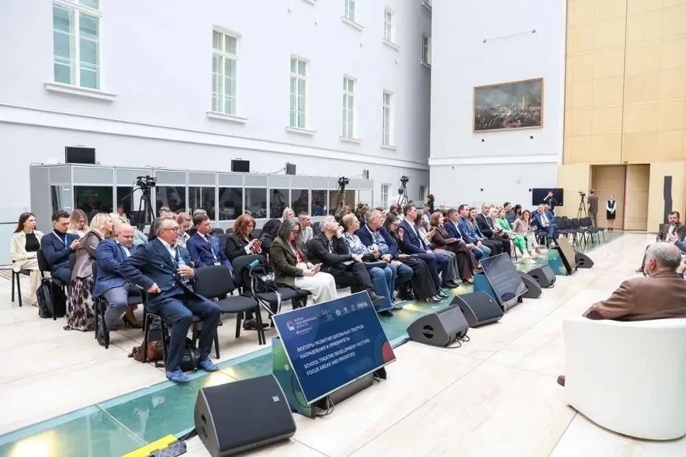 Мурманская область — в топ12 регионов России по программе «Земский работник культуры» Мурманская область — в топ12 регионов России по программе «Земский работник культуры»