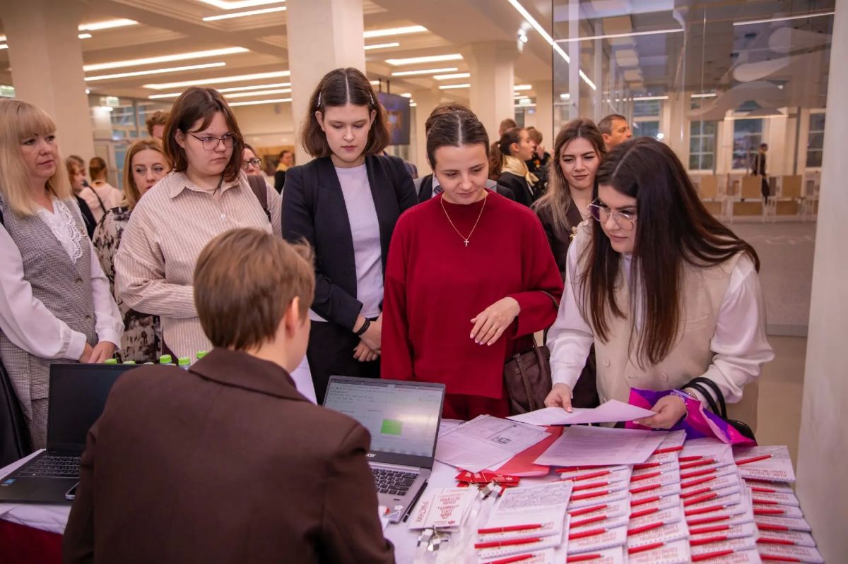 В Мурманске стартовал форум «Маяк истории В Мурманске стартовал форум «Маяк истории