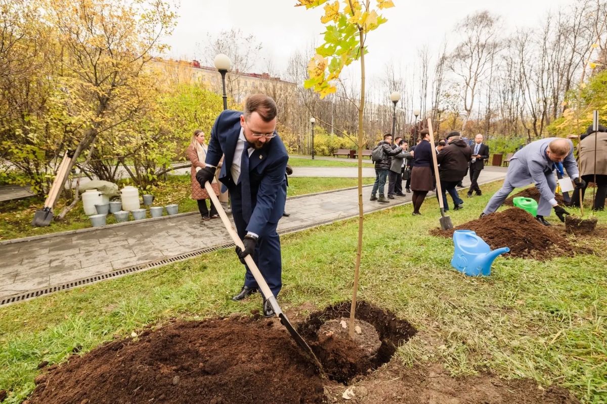 В день 110-летия Мурманска у нас появился еще один побратим – город-герой Новороссийск! В день 110-летия Мурманска у нас появился еще один побратим – город-герой Новороссийск!