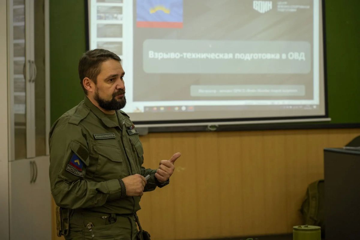 От первой помощи до кибербезопасности: чему учат в мурманском центре «ВОИН» От первой помощи до кибербезопасности: чему учат в мурманском центре «ВОИН»