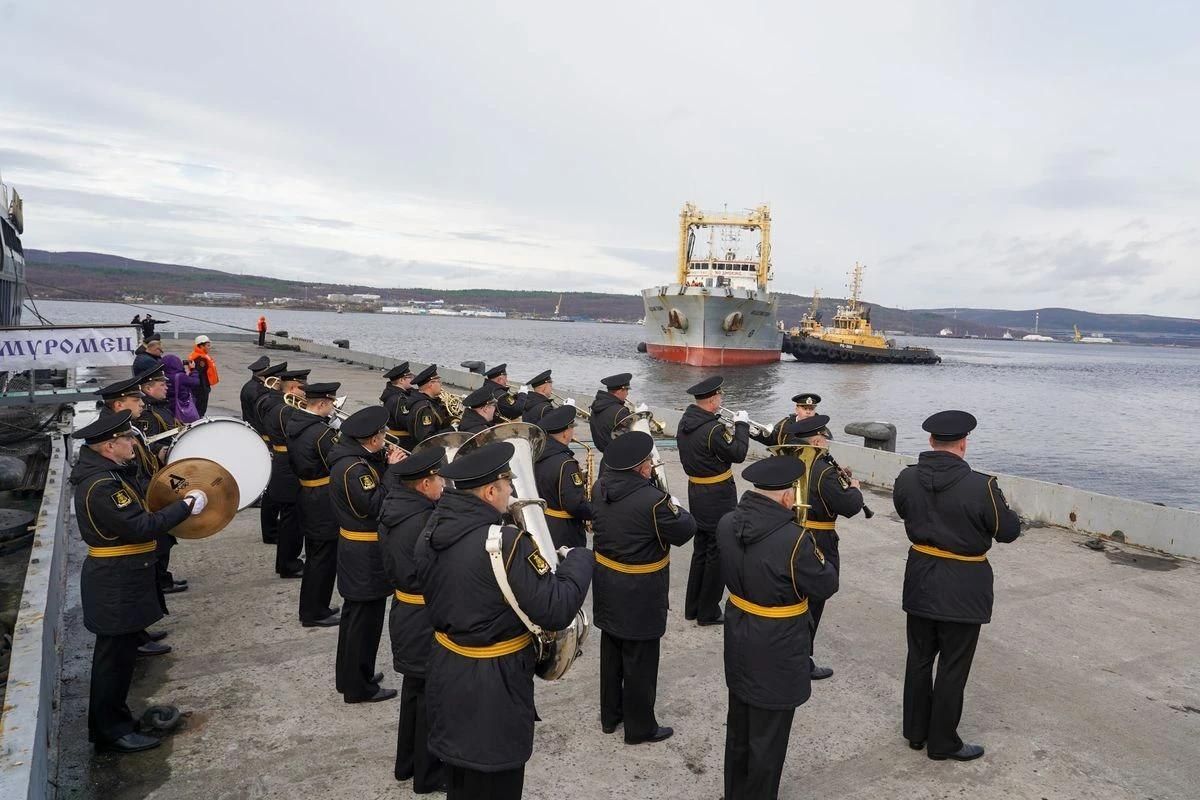 Полгода в море: танкер «Академик Пашин» вернулся в Мурманск Полгода в море: танкер «Академик Пашин» вернулся в Мурманск
