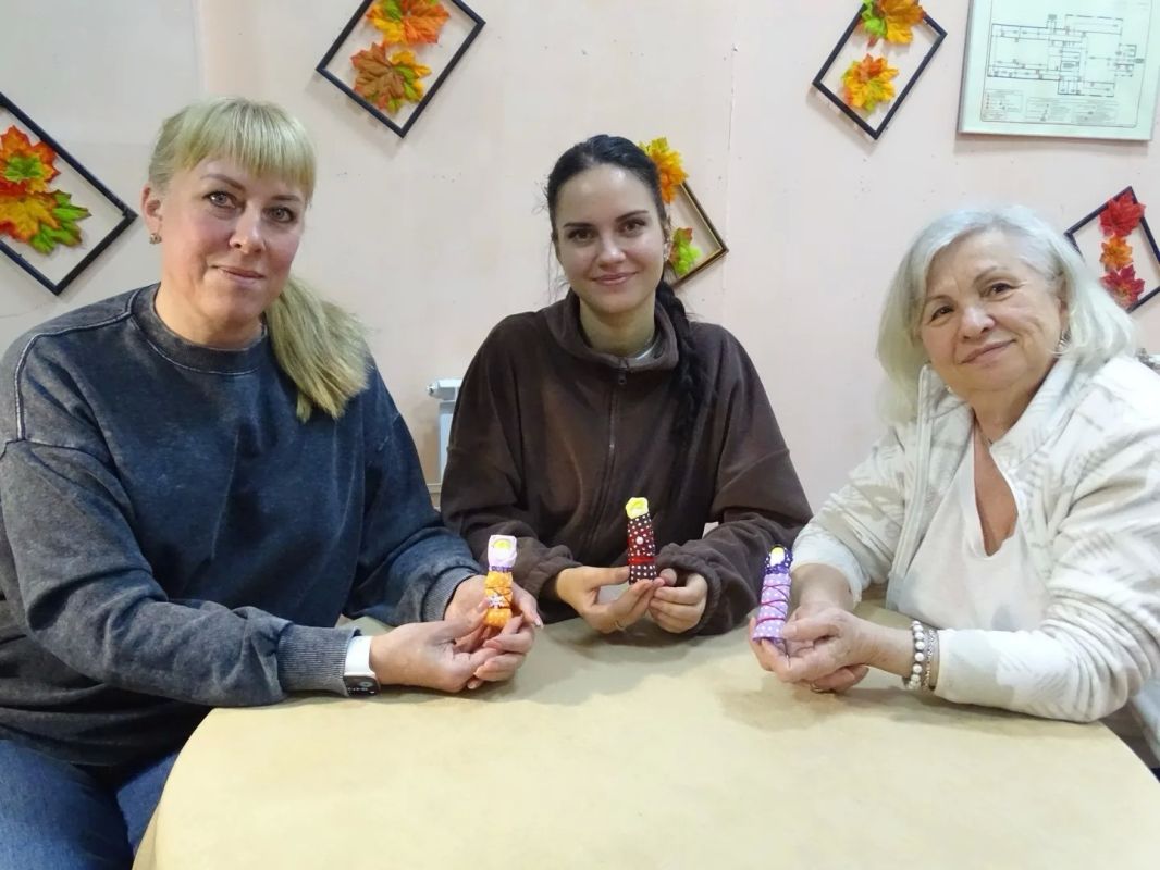 Встречи, фотосессии, мастер-классы и семейные праздники: в Мурманской области проходит Декада беременности и материнства Встречи, фотосессии, мастер-классы и семейные праздники: в Мурманской области проходит Декада беременности и материнства