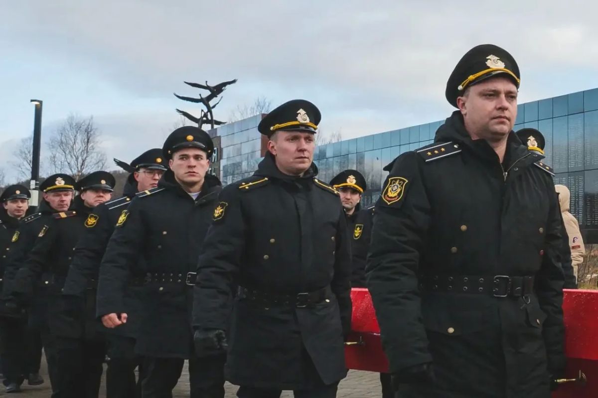 Спустя десятилетия они обрели покой: в Долине Славы простились с защитниками Заполярья Спустя десятилетия они обрели покой: в Долине Славы простились с защитниками Заполярья