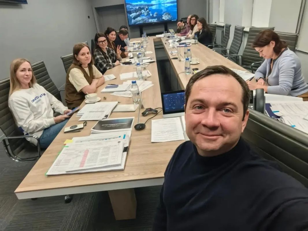 Андрей Чибис: Шел третий час совещания по бюджету