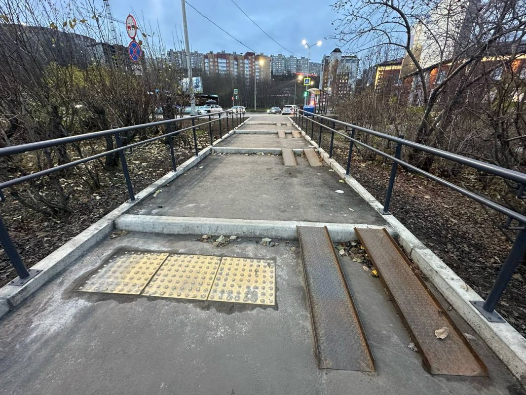 У дома № 34 на улице Папанина установили новую остановку У дома № 34 на улице Папанина установили новую остановку