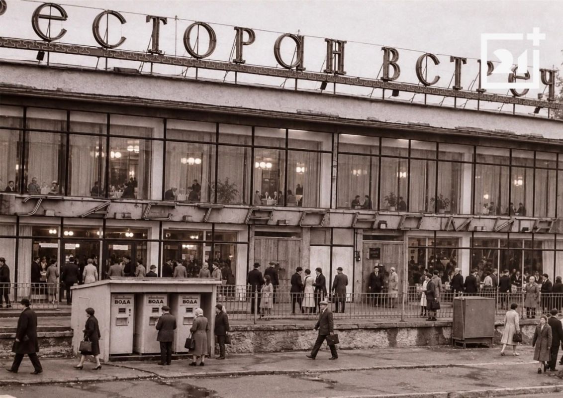 «Белые ночи», «Панорама» и «Встречи»: куда ходили мурманчане в молодости «Белые ночи», «Панорама» и «Встречи»: куда ходили мурманчане в молодости
