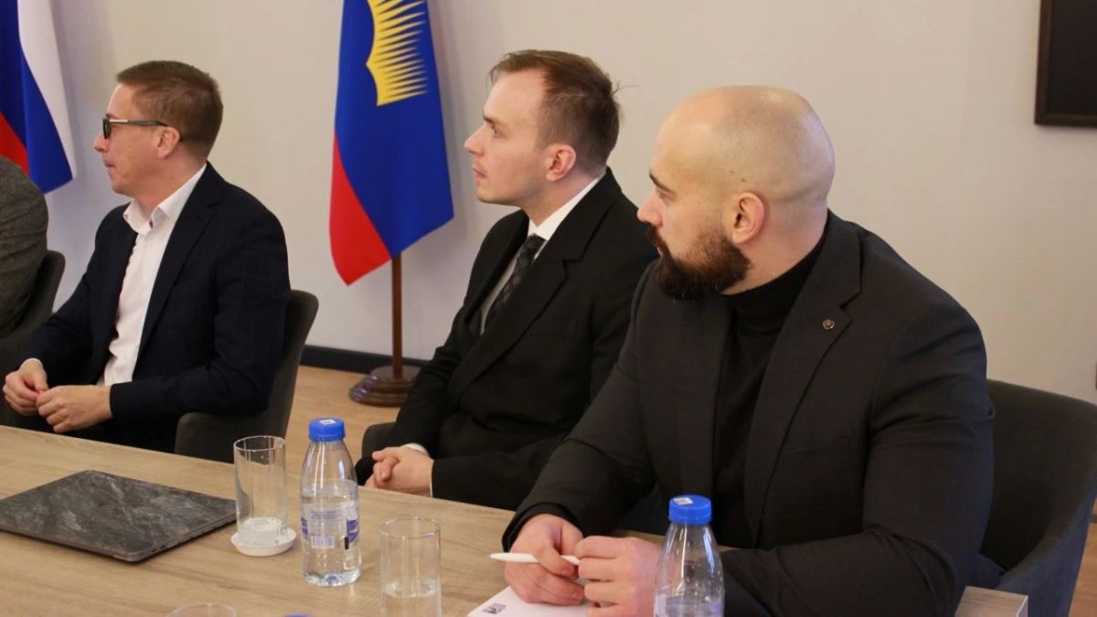 Участники федеральной программы "Муравьев-Амурский 2030" прибыли в Мурманск Участники федеральной программы "Муравьев-Амурский 2030" прибыли в Мурманск