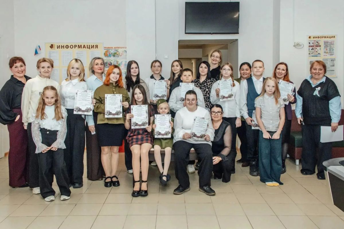 Юные северяне посвятили стихи и песни героям обороны Кольского Заполярья Юные северяне посвятили стихи и песни героям обороны Кольского Заполярья