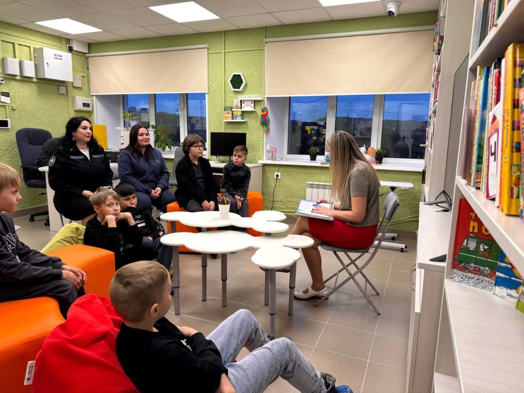 Женсовет ВСУ СК России по Северному флоту организовал для детей сотрудников экскурсию в «Семейный наукоград» Североморска