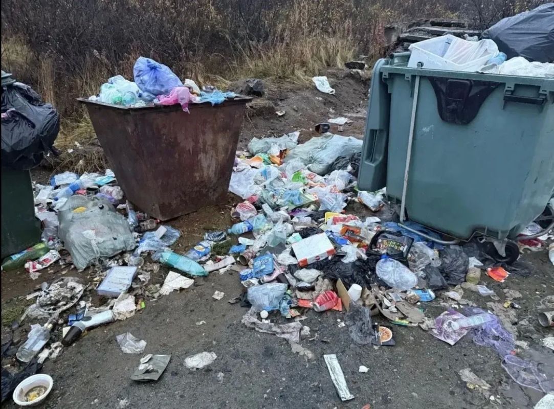 Несанкционированную свалку обнаружили у природного парка "Полуострова Средний и Рыбачий"