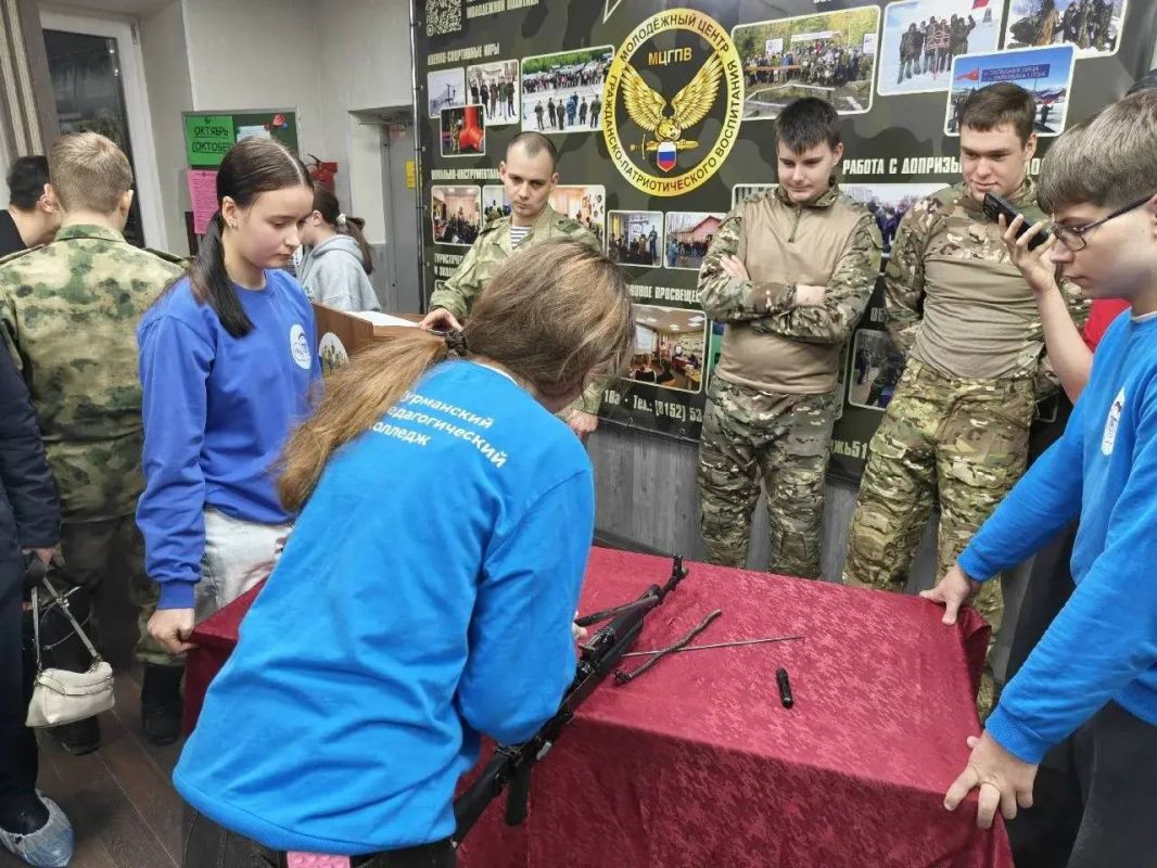 В Молодежном центре гражданско-патриотического воспитания состоялась военно-спортивная игра «Будущий воин» для молодежи допризывного возраста В Молодежном центре гражданско-патриотического воспитания состоялась военно-спортивная игра «Будущий воин» для молодежи допризывного возраста