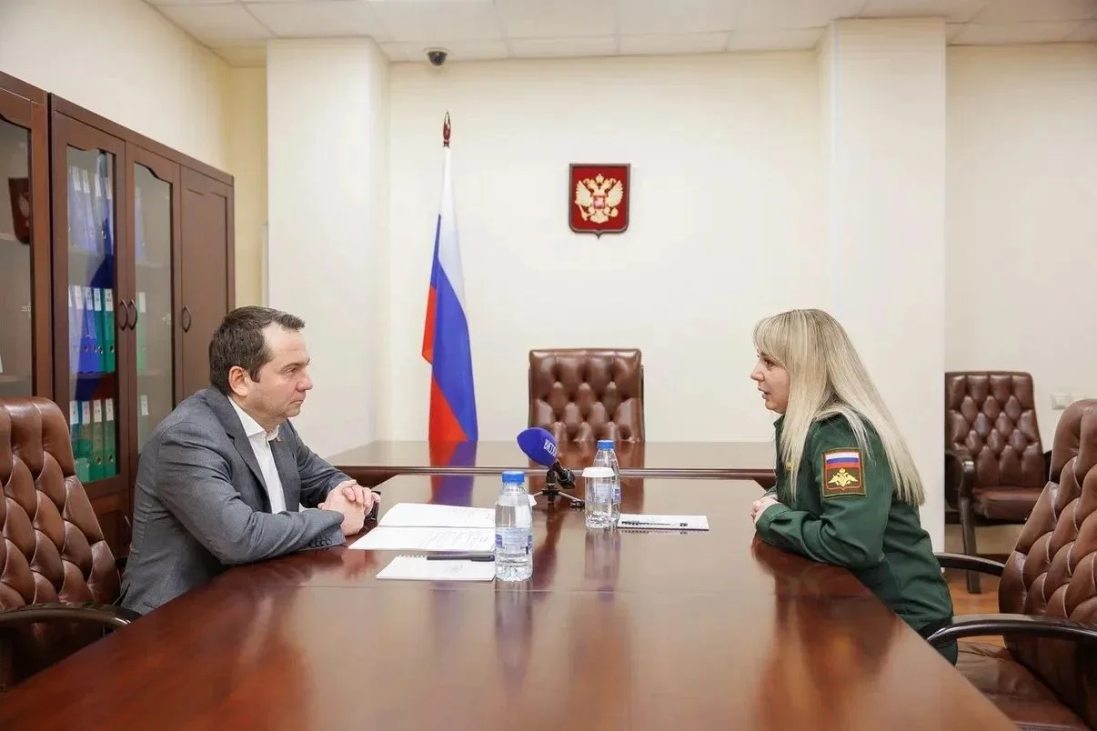 Андрей Чибис: На приёме граждан по поручению Президента России Владимира Владимировича Путина услышал несколько важных инициатив от северян